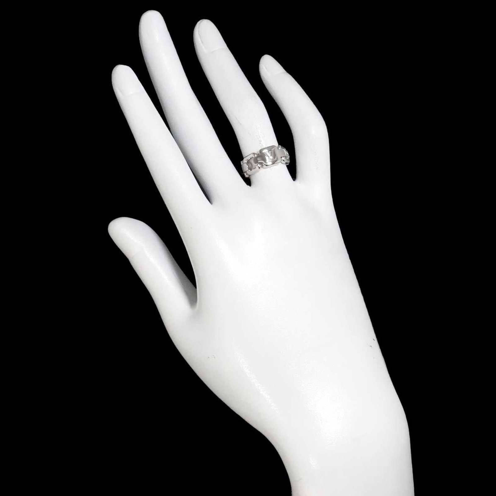 LOUIS VUITTON Band Ring - 6