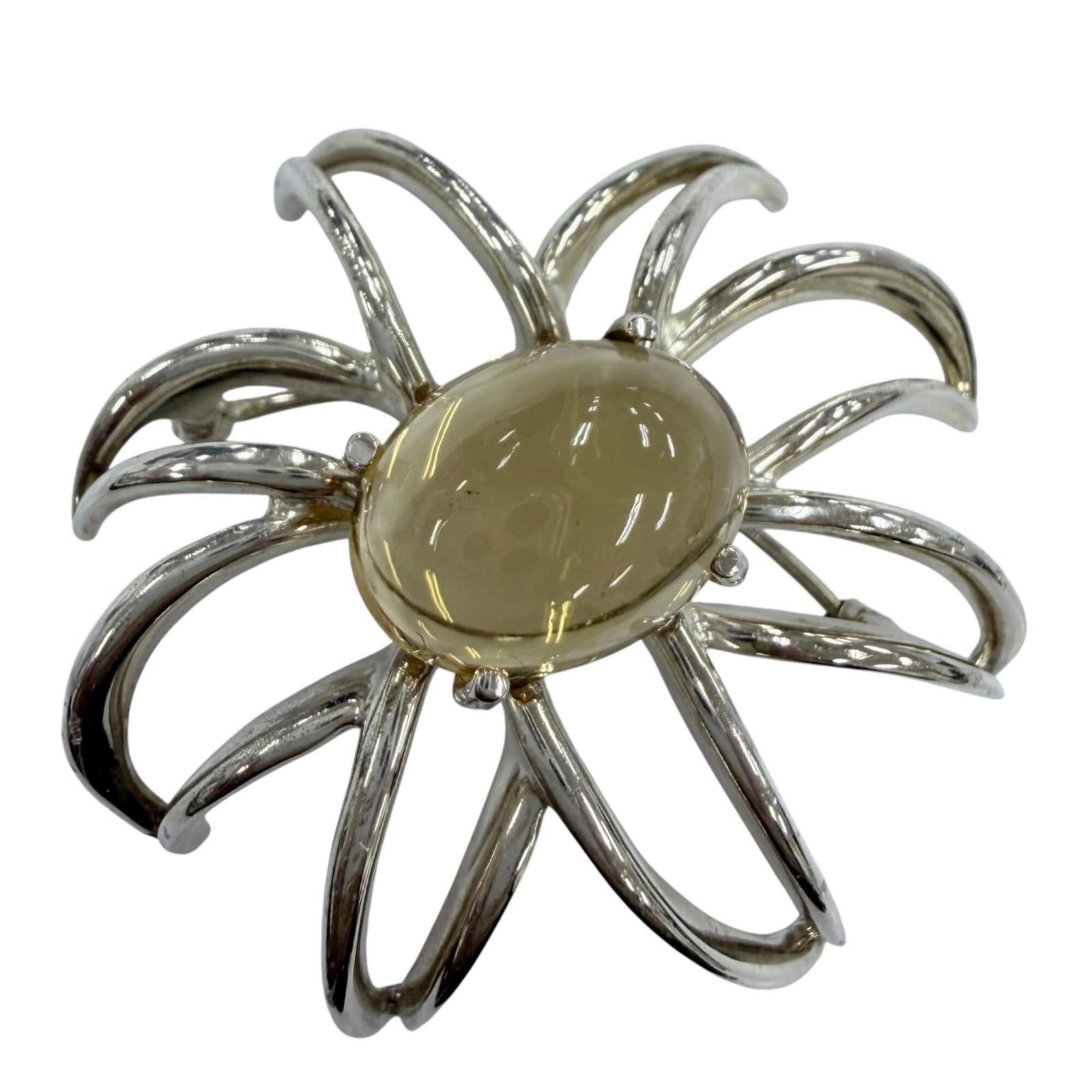 TIFFANY Brooch Silver 925: TIFFANY Brooch Silver 925 Silver 925 Tiffany brooch features a citrine stone, adding a touch of elegance to any outfit. Gently used with minor signs of wear, this brooch is in very good condition,