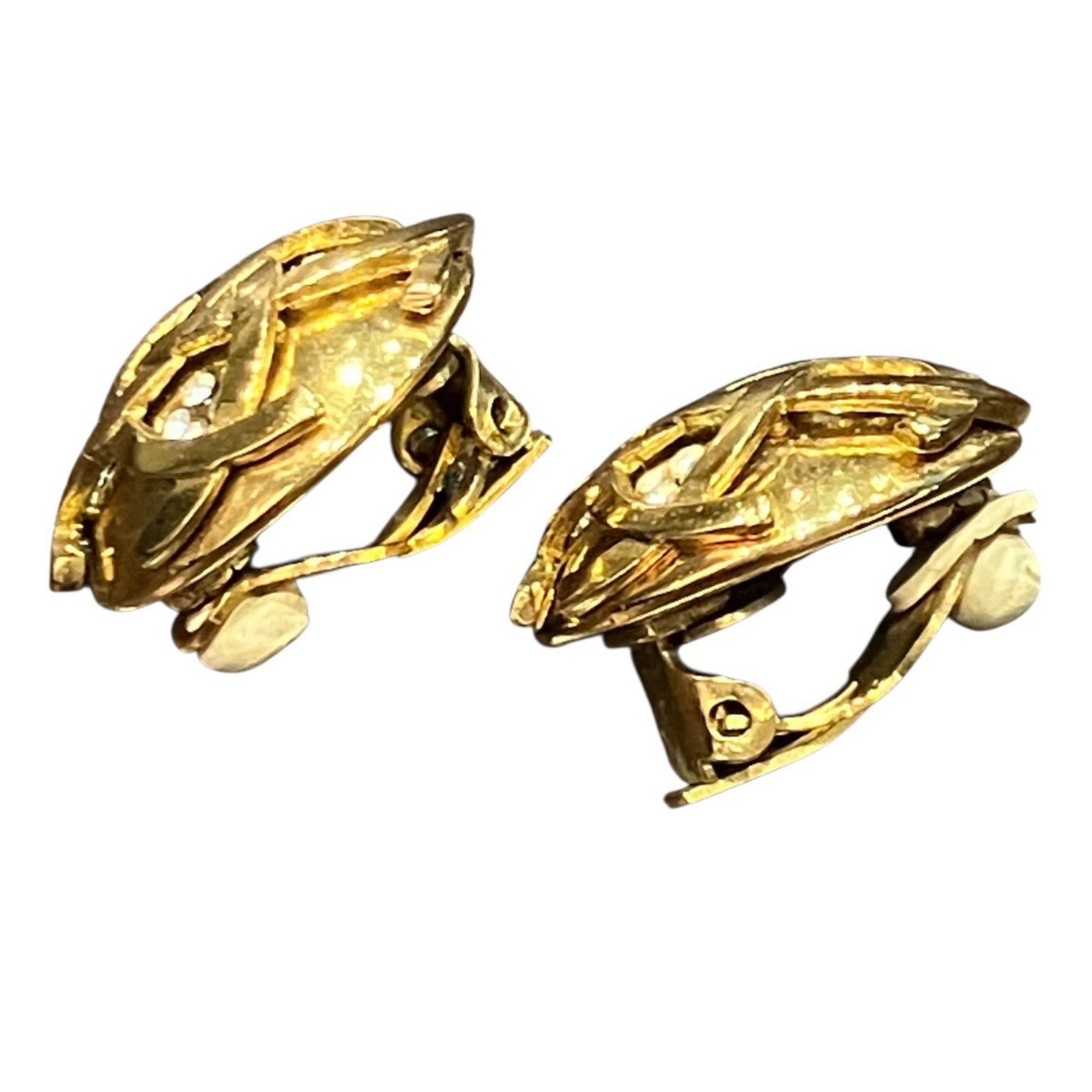 CHANEL Clip Earrings - 9