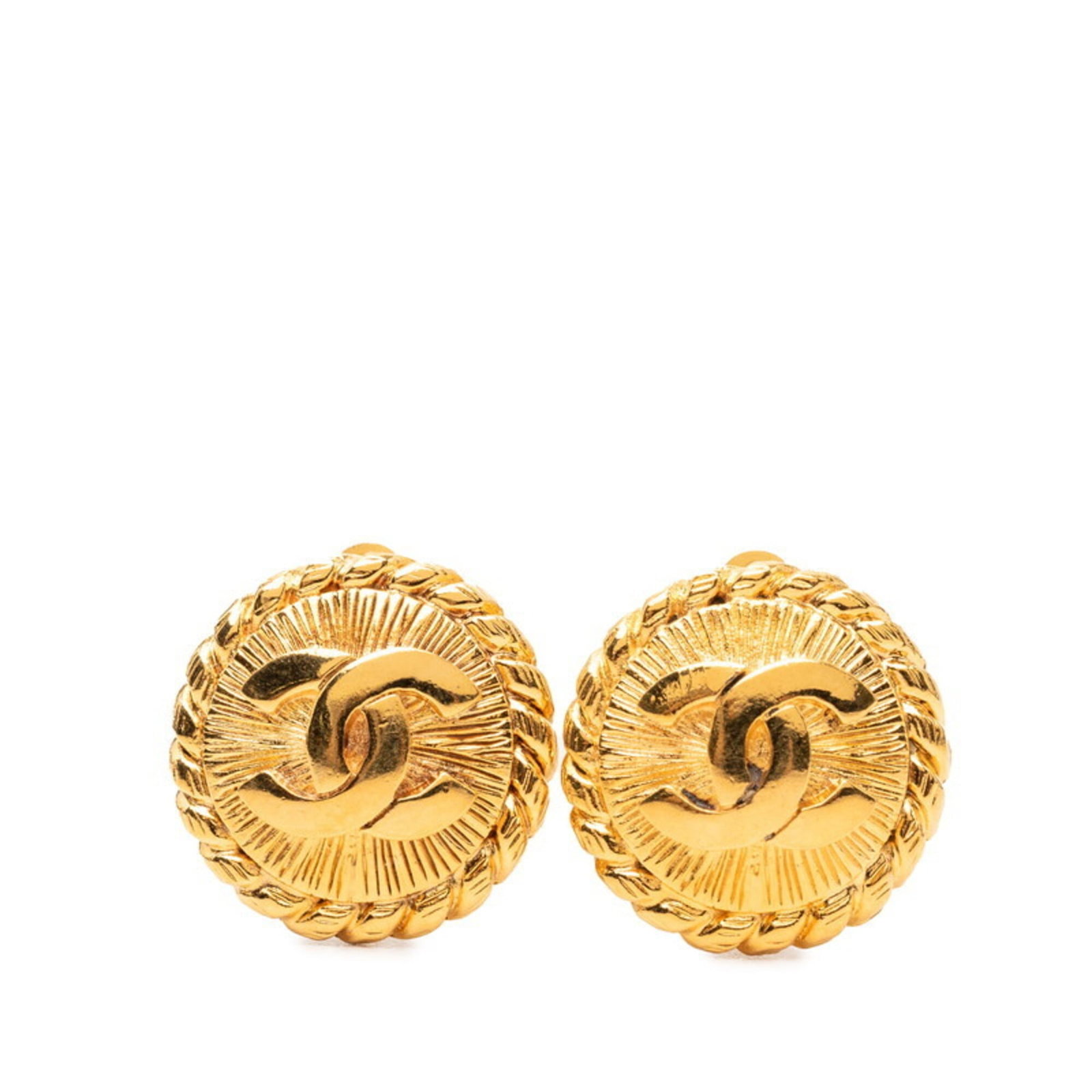 CHANEL Clip Earrings Gold: CHANEL Clip Earrings Gold Gold Clip Earrings from CHANEL, featuring a sleek and sophisticated design. Gently used with minor signs of wear, these earrings showcase a subtle wear and tear that adds to 