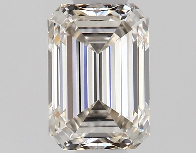 GIA Emerald 0.6ct J VVS1 - Loose Natural Diamond: GIA Emerald 0.6ct J VVS1 - Loose Natural Diamond GIA Emerald 0.6ct J VVS1 - Loose Natural DiamondThe GIA Emerald 0.6ct J VVS1 is a stunning loose natural diamond, certified by the Gemological Institut
