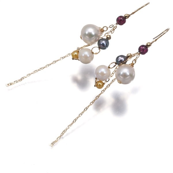 Pearl 3.0-7.3Mm Garnet Fringe Drop Earrings 18K Yg: Pearl 3.0-7.3Mm Garnet Fringe Drop Earrings 18K Yg 18k yellow gold drop earrings feature a cultured pearl with a garnet fringe, measuring 3.0-7.3mm in diameter. The earrings total length is 60.0mm,