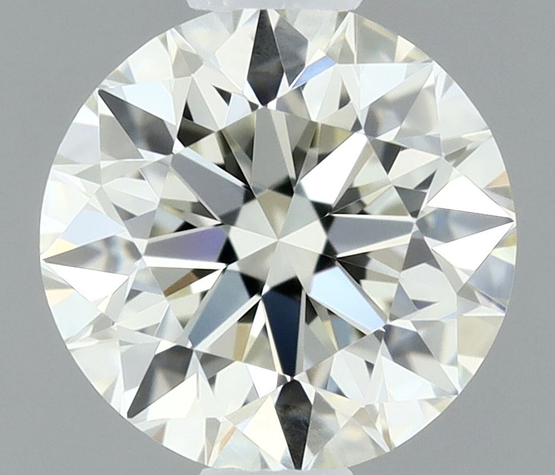 IGI Round 0.5ct J IF - Loose Natural Diamond: IGI Round 0.5ct J IF - Loose Natural Diamond IGI certified 0.5ct J IF diamond, showcasing exceptional clarity and luster. This natural diamond boasts an EX cut, color, and symmetry, making it a stando