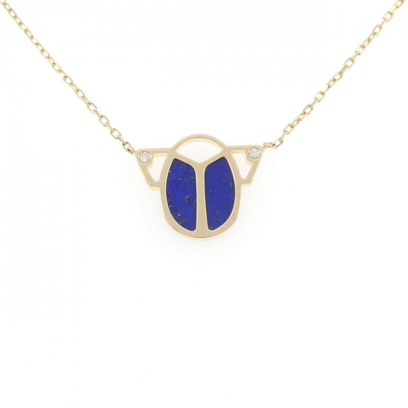 CARTIER Yellow Gold (18K): CARTIER Yellow Gold (18K) Yellow gold (18K) Cartier necklace features a 4.1g diamond and lapis lazuli pendant, measuring 14.9mm x 18.2mm. The necklace has a 38 cm - 41 cm circumference and is made fro