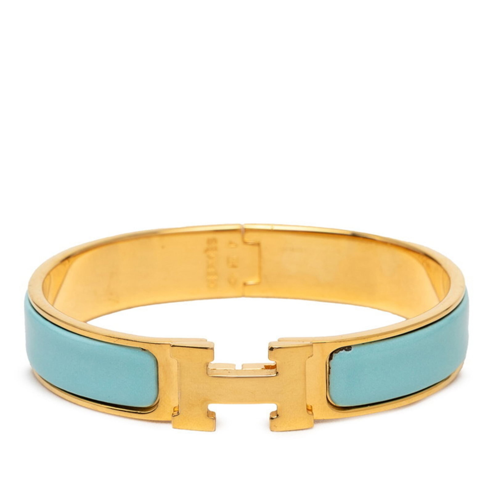 HERMES Charm Bracelet Enamel: HERMES Charm Bracelet Enamel This Hermes Charm Bracelet Enamel features a vibrant blue enamel design. With its 18.5cm length, it showcases a unique charm that adds a pop of color to any outfit. The br