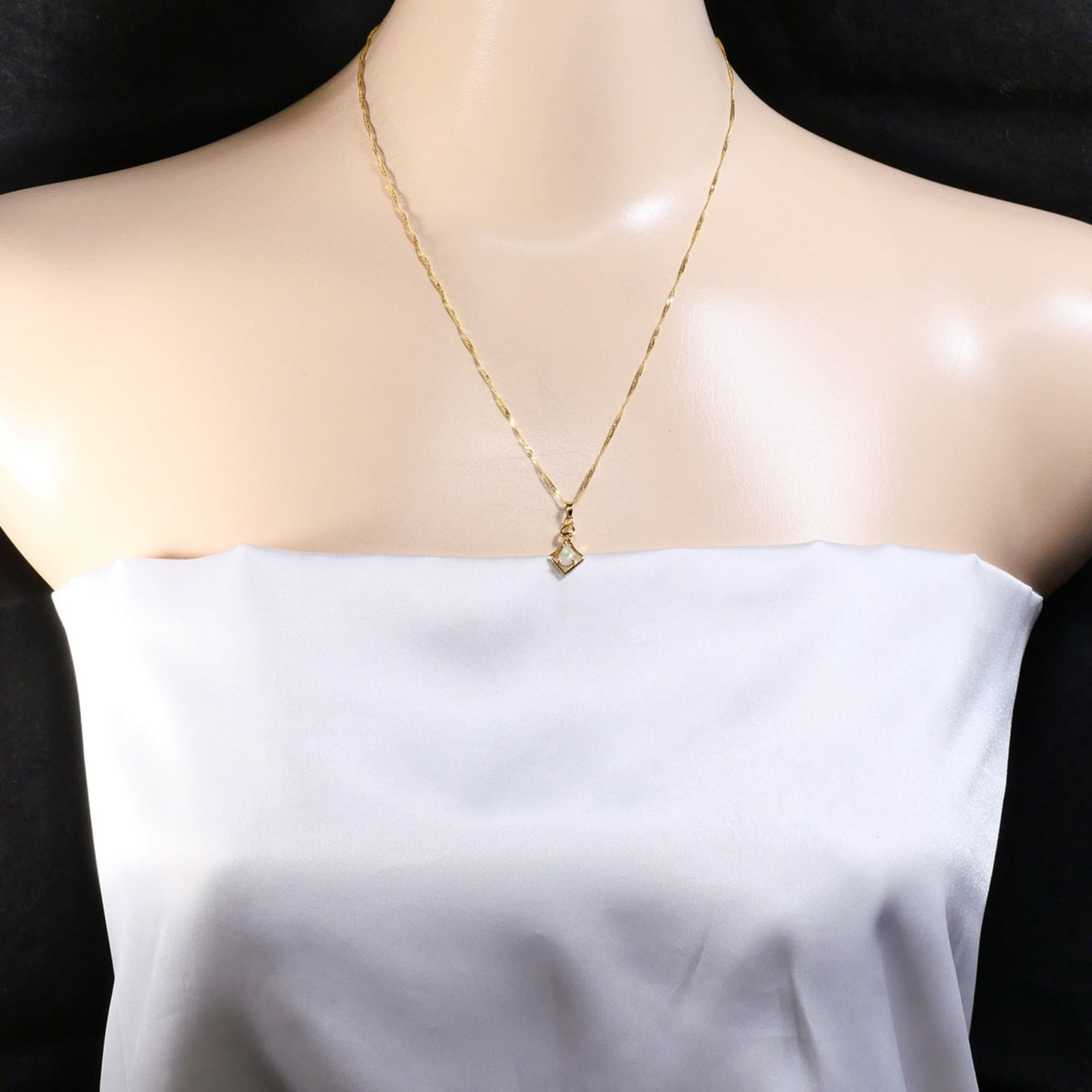 Yellow Gold (18K) - 7
