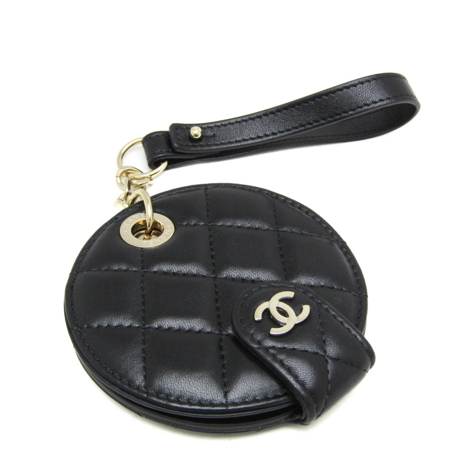 CHANEL Handbag Charm Leather: CHANEL Handbag Charm Leather Black lambskin leather handbag charm from CHANEL, featuring a sleek and sophisticated design. This like-new used charm measures 240.00mm x 95.00mm and weighs 160g,