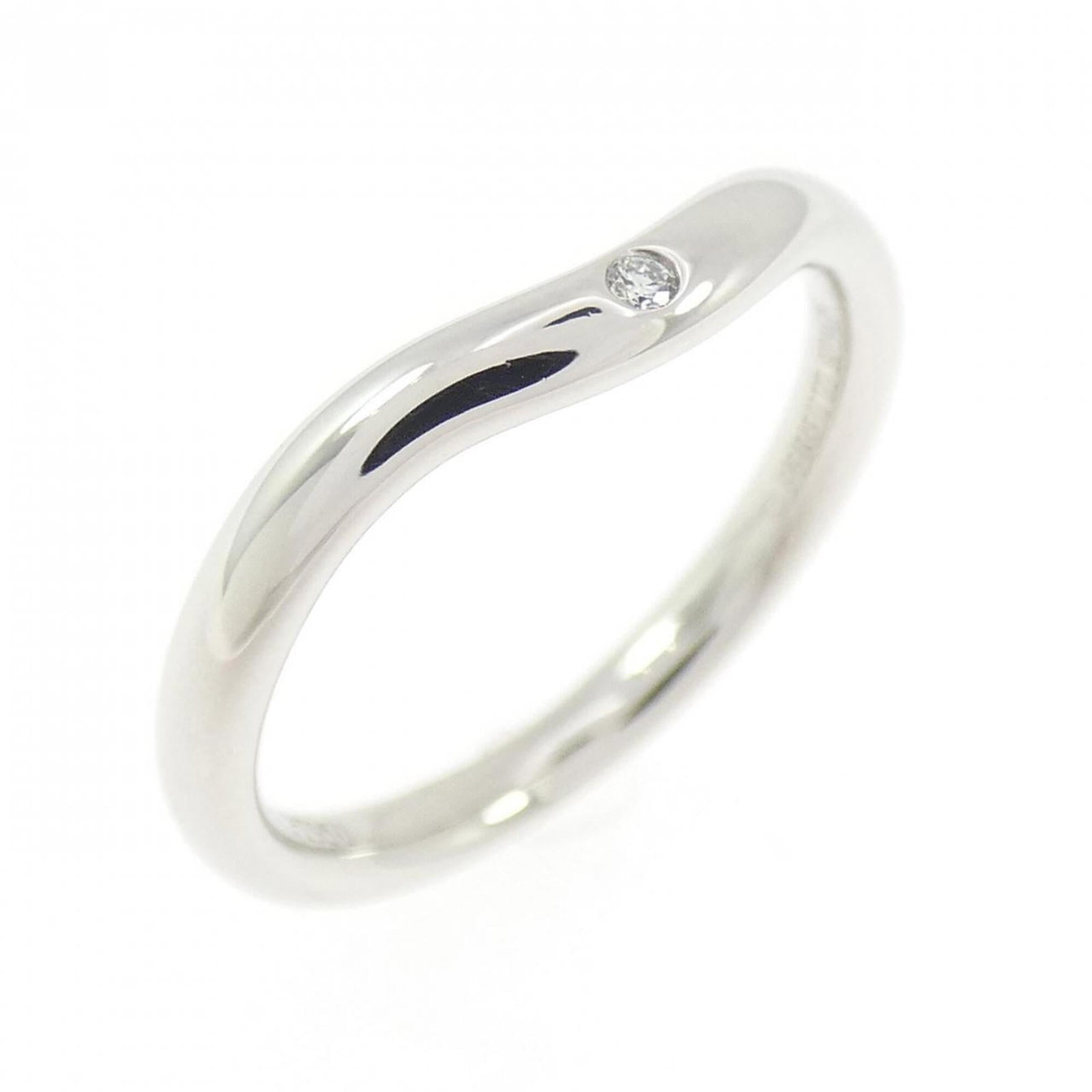 TIFFANY Band Ring Platinum 950: TIFFANY Band Ring Platinum 950 Platinum 950 Tiffany band ring features a diamond stone, crafted from high-quality platinum. This like-new used ring boasts excellent condition with only the faintest