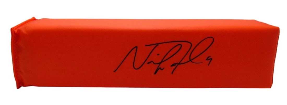 Eagles Foles Signed Auto Pylon End Zone Size 4x4x18 Regulation 204895 JSA: Eagles Foles Signed Auto Pylon End Zone Size 4x4x18 Regulation 204895 JSA Authentic autographed pylon by Eagles quarterback Carson Foles, measuring 4x4x18 inches and officially licensed by the NFL, wi