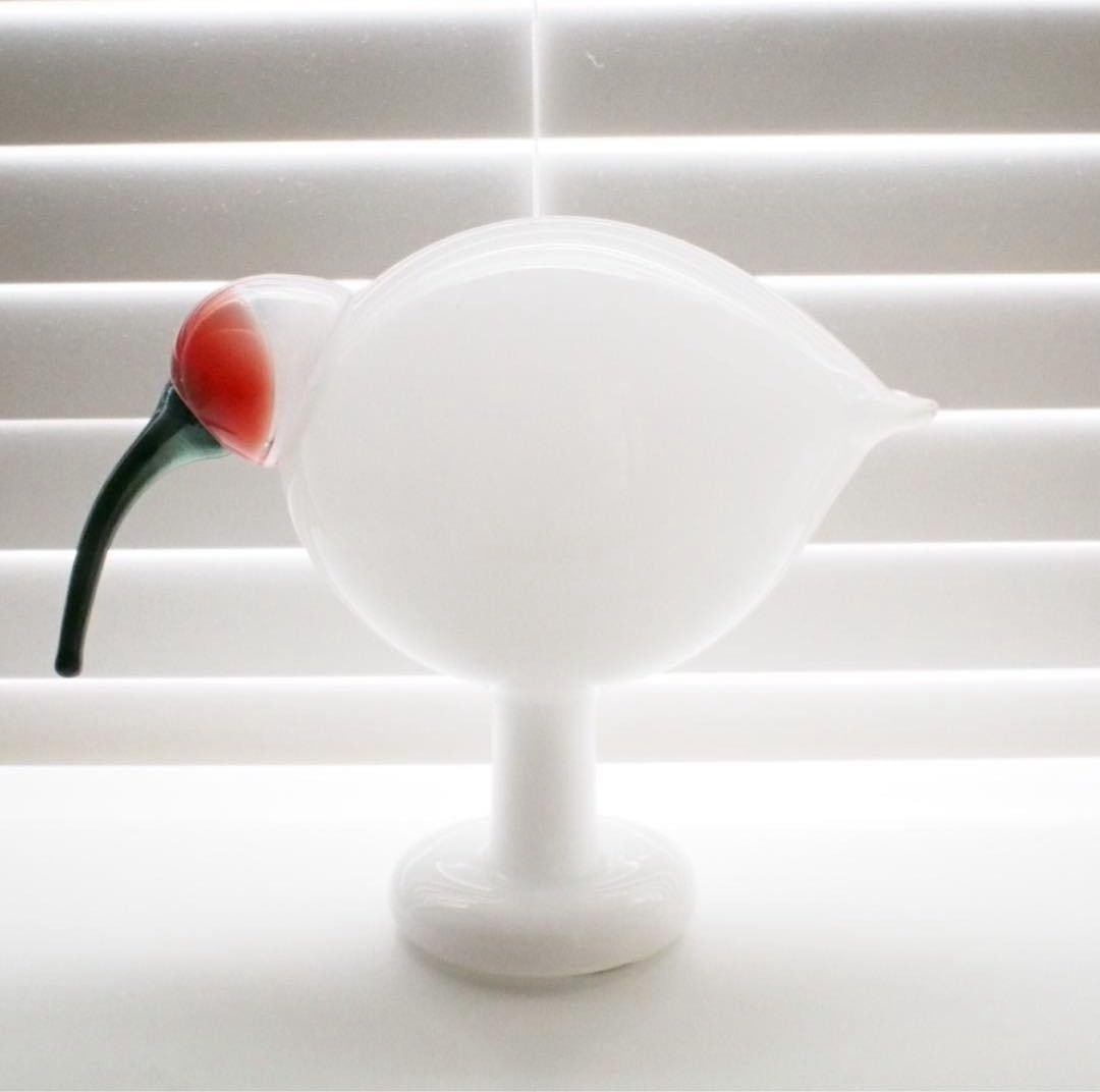 Oiva Toikka Iittala Hand Blown Bird White Art Glass Figurine 2005 Vintage: Oiva Toikka Iittala Hand Blown Bird White Art Glass Figurine 2005 Vintage Item Specifics: Artist: Oiva Toikka Type: Sculpture Size: Medium Theme: Art Material: Glass Product Disclaimer: Please review 