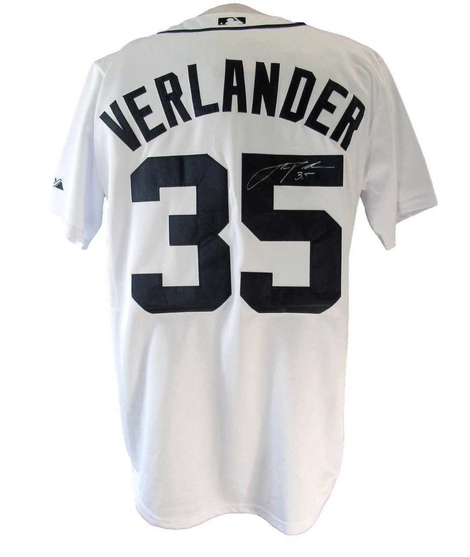 Majestic Baseball Jersey Justin Verlander Authentic Tigers Signed Beckett: Majestic Baseball Jersey Justin Verlander Authentic Tigers Signed Beckett Authentic Beckett-graded Justin Verlander signed baseball jersey. This majestic Tigers jersey features a signed autograph