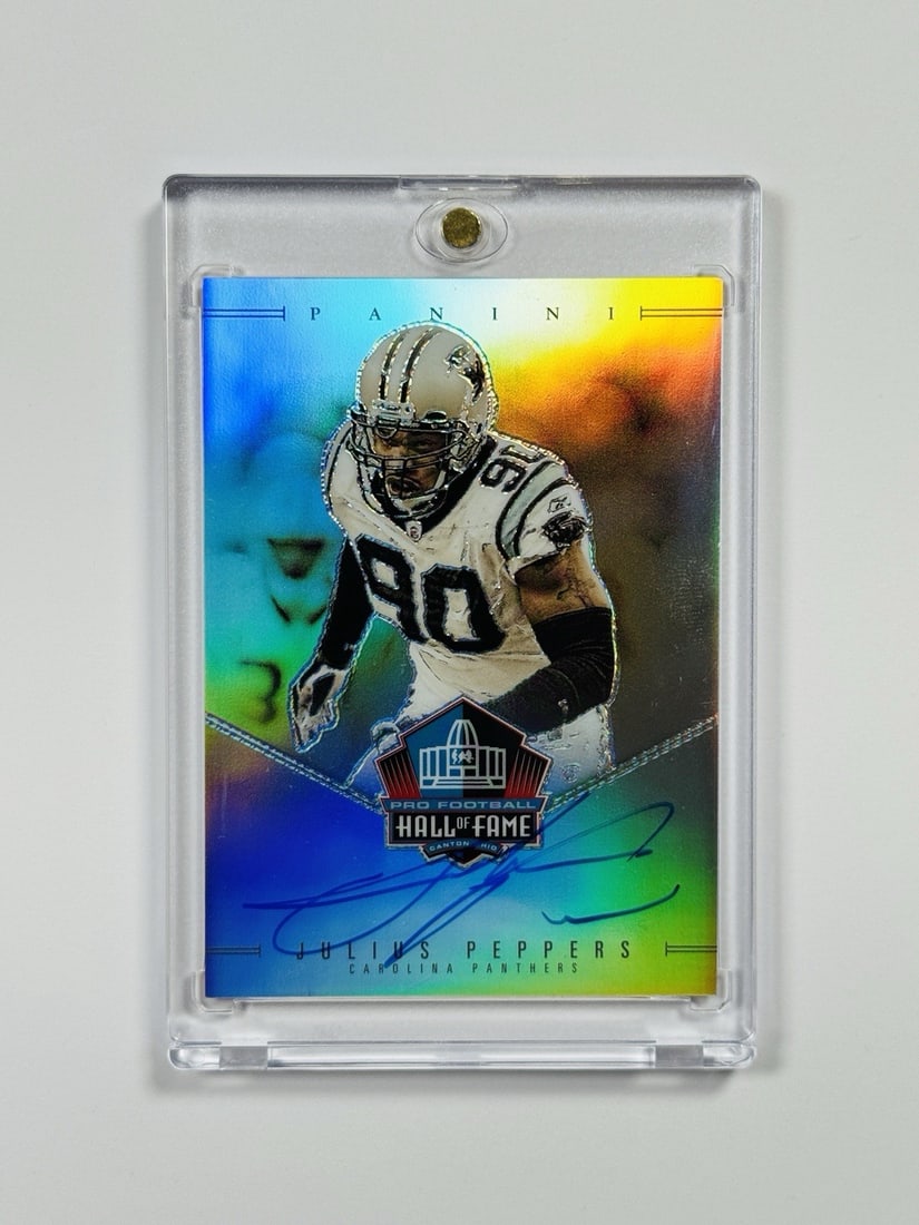 2025 PANINI JULLIUS PEPPERS #HOF-JPS HALL OF FAME PRIZM AUTO/ 50: 2025 PANINI JULLIUS PEPPERS #HOF-JPS HALL OF FAME PRIZM AUTO/ 50 Signed by Julius Peppers, this 2025 PANINI PRIZM HALL OF FAME card features a unique autograph and is part of a limited print run of 50