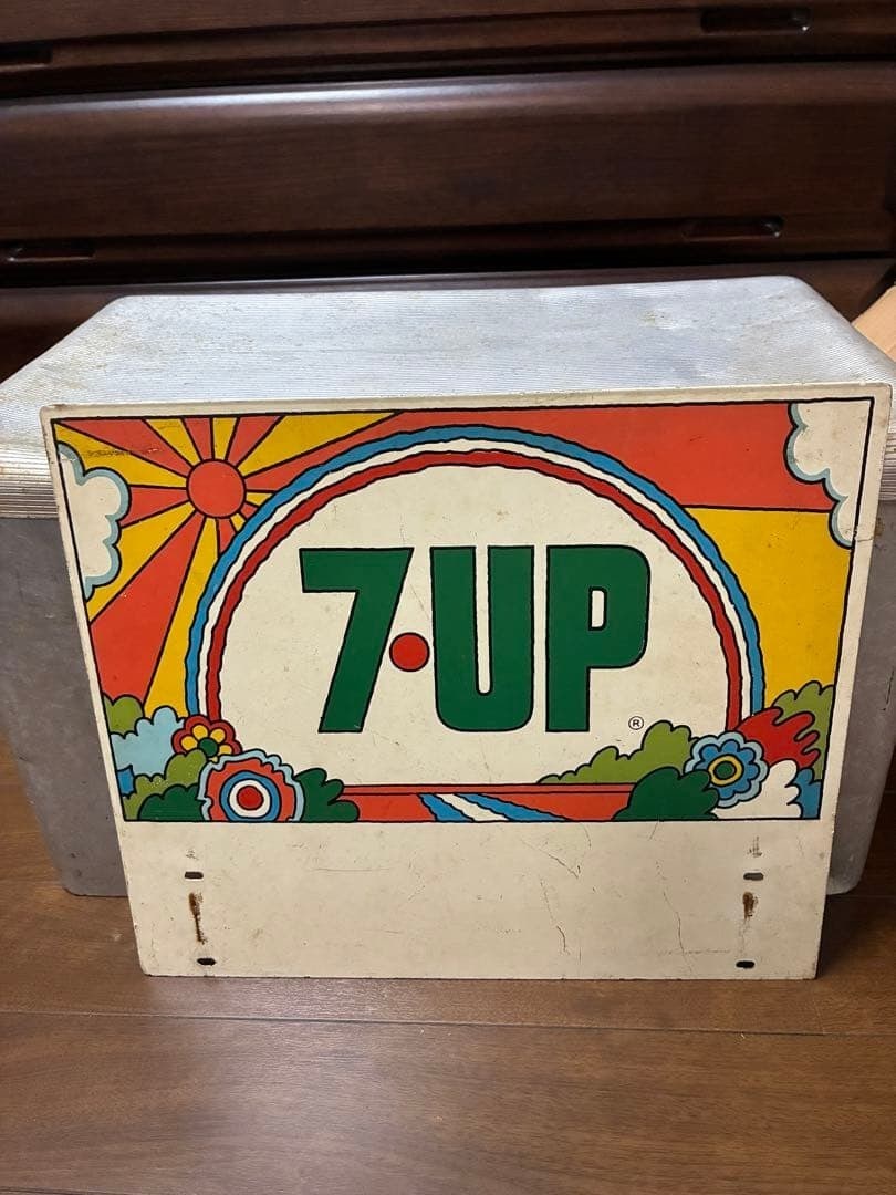 Peter Max Metal Sign 7UP Soda 1970s Display Machine Vintage: Peter Max Metal Sign 7UP Soda 1970s Display Machine Vintage Item Specifics: Brand: 7 Up Type Of Advertising: Sign Original/Reproduction: Original Theme: Soda Product Disclaimer: All collectibles are s