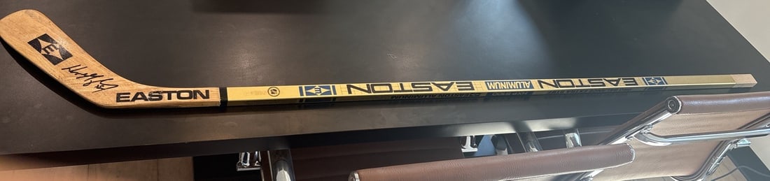 WAYNE GRETZKY EASTON SIGNED ALUMINUM HOCKEY STICK JSA LOA COA (1 of 4)