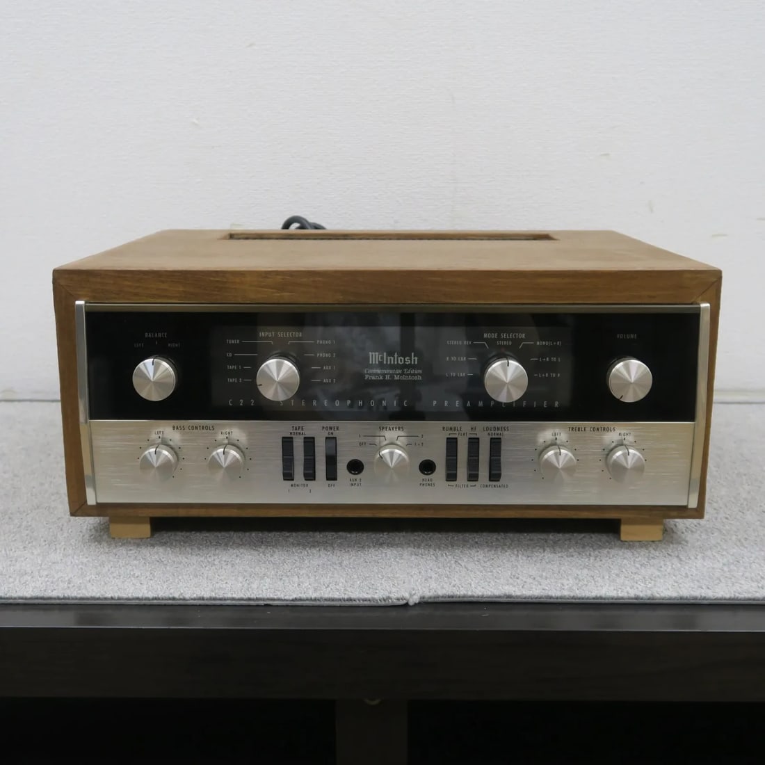 Excellent Condition McIntosh C22 Preamplifier Tube Commemorative Edition (1 of 8)