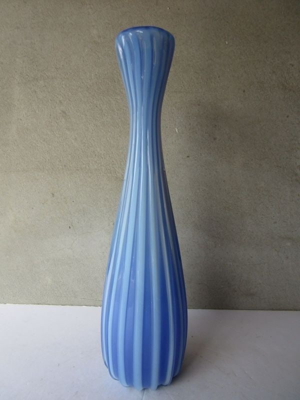 Murano Fratelli Toso Venetian Glass Vase Rare Vintage 18in Opalescent 1950: Murano Fratelli Toso Venetian Glass Vase Rare Vintage 18in Opalescent 1950 Item Specifics: Origin: NA Antique: NA Signed By: NA Item Length: NA Vintage: NA Original/Licensed Reproduction: NA Item Heig