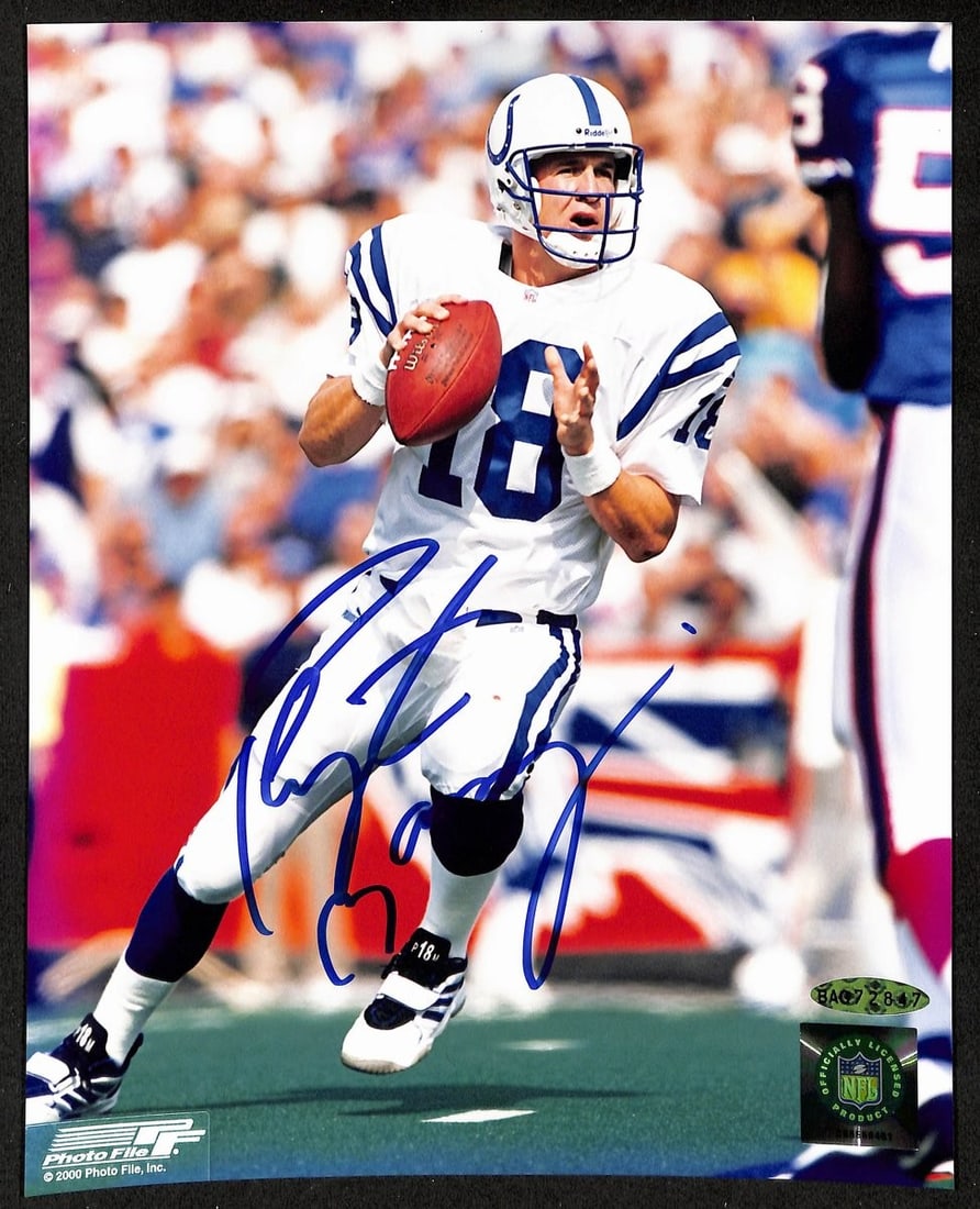 Signed Peyton Manning Photo HOF Autographed 8x10 Indianapolis Colts (1 of 2)