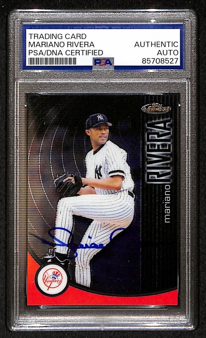 2001 Topps Finest Mariano Rivera Signed/ Autographed Card #45 PSA/ DNA BA204419 (1 of 2)