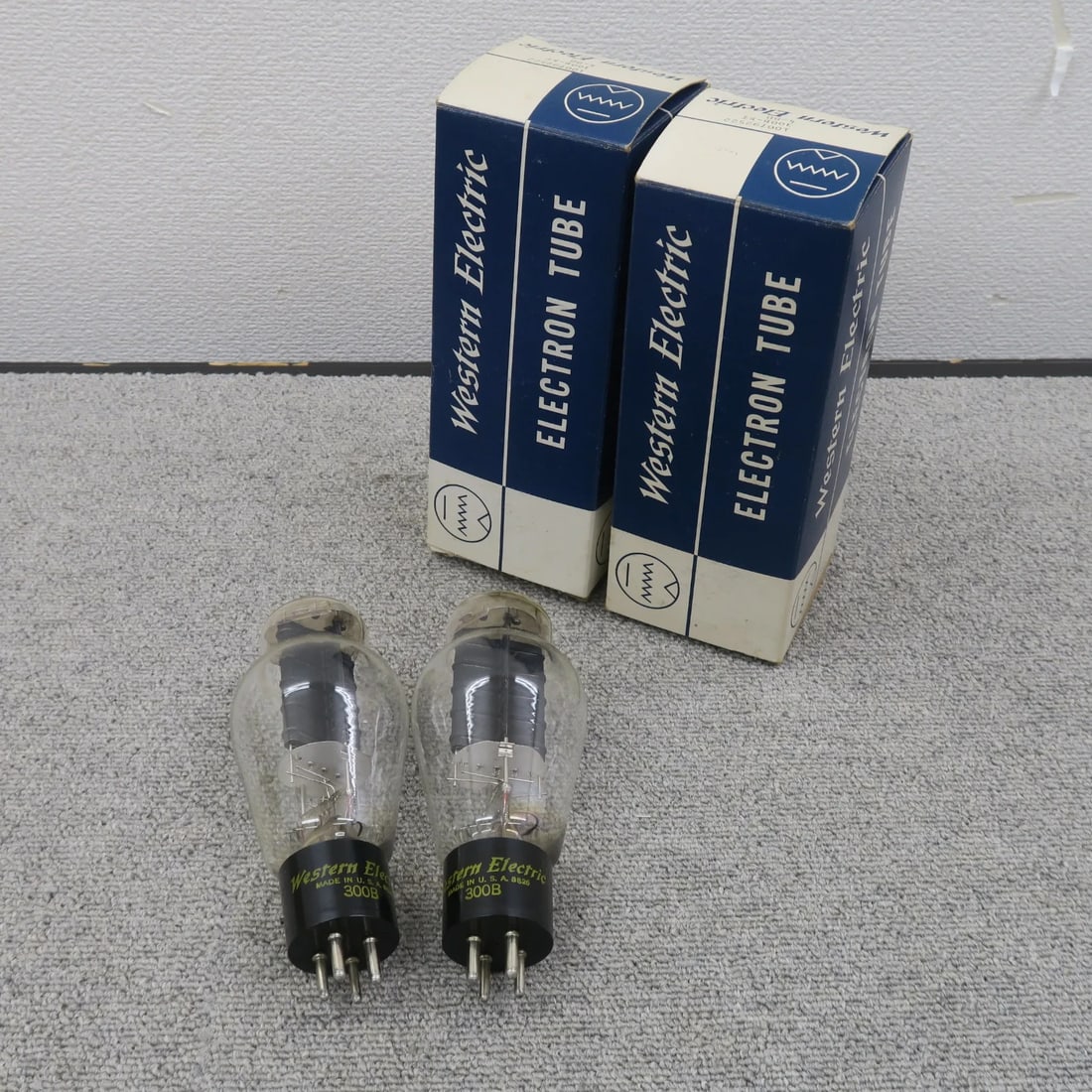 Western Electric 300B Yellow Print Vacuum Tubes Pair Working & Tested JP (1 of 5)