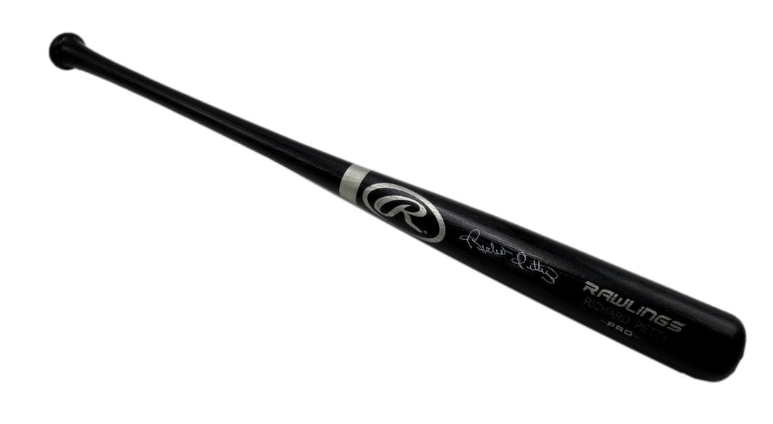 Richard Petty Signed NASCAR Rawlings Baseball Bat Model Personal JSA 212675: Richard Petty Signed NASCAR Rawlings Baseball Bat Model Personal JSA 212675 Signed by NASCAR legend Richard Petty, this JSA authenticated baseball bat model is a unique piece of racing history. The ba