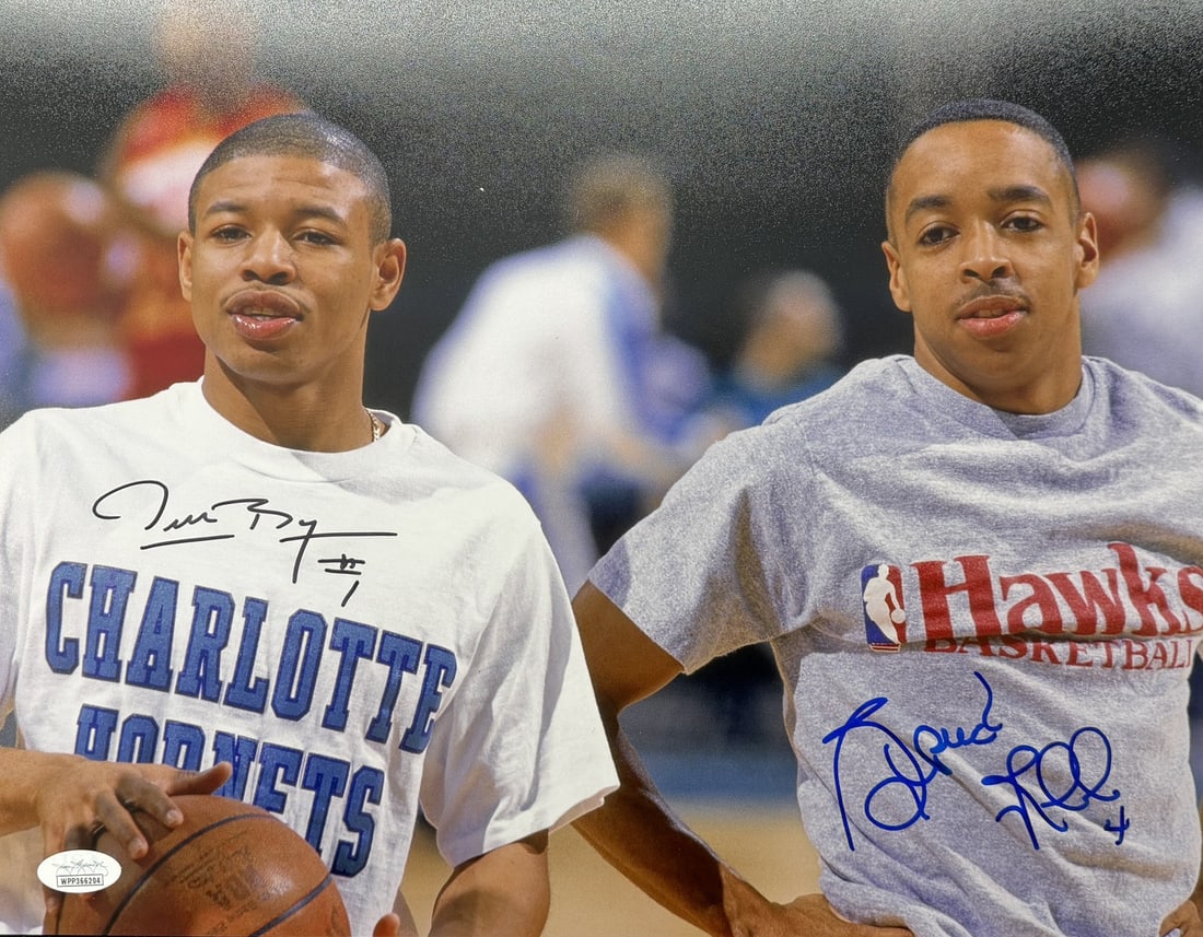 Spud Webb/ Muggsy Bogues Dual-Signed/ Autographed 11x14 Photo JSA 211670: Spud Webb/ Muggsy Bogues Dual-Signed/ Autographed 11x14 Photo JSA 211670 Item Specifics: Original/Reprint: Original Product: Photo Product Disclaimer: Not affiliated with any team or league. Signature
