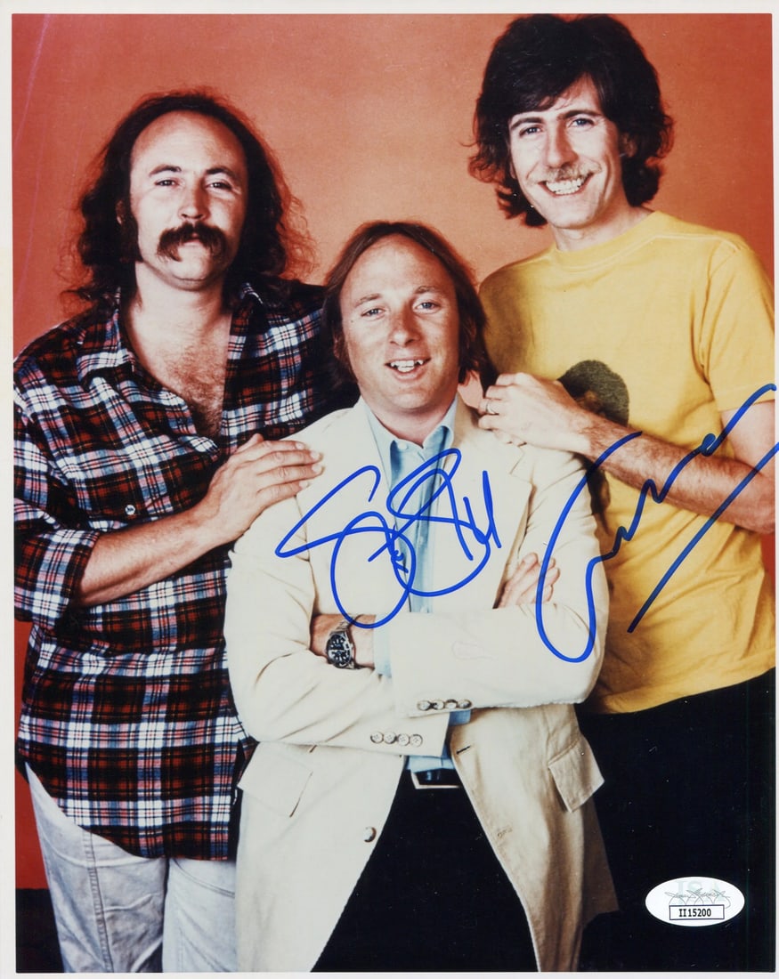 Stephen Stills Nash Autographed 8x10 Photo JSA: Stephen Stills Nash Autographed 8x10 Photo JSA Item Specifics: Brand: James Spence Authentication (JSA) Stephen Stills & Graham Nash Autographed 8x10 Photo (JSA) Signed in blue sharpie across the fron