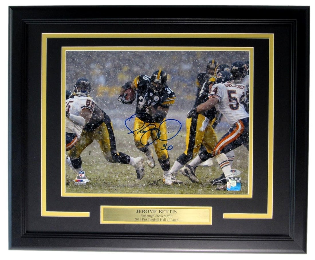 Jerome Bettis HOF Framed Steelers Photo Autographed 11x14 PSA DNA: Jerome Bettis HOF Framed Steelers Photo Autographed 11x14 PSA DNA Authentic 11x14 photo of Jerome Bettis in Steelers gear, signed by the legendary running back. This framed item bears the