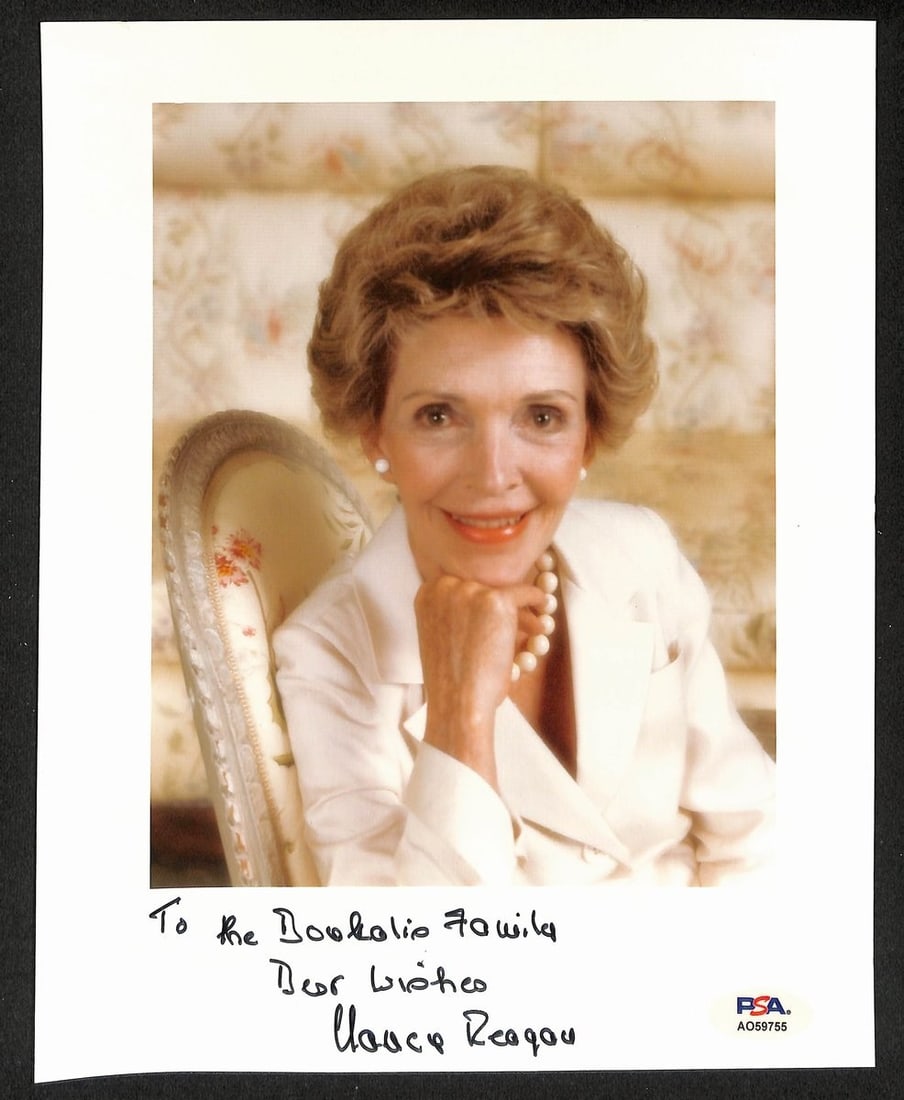 Nancy Reagan Signed/ Inscribed 8x10 Photo Former 1st Lady PSA 194989: Nancy Reagan Signed/ Inscribed 8x10 Photo Former 1st Lady PSA 194989 Nancy Reagan's 8x10 photo bears a signature, a notable feature of this item. The former 1st Lady's image is captured in this origin
