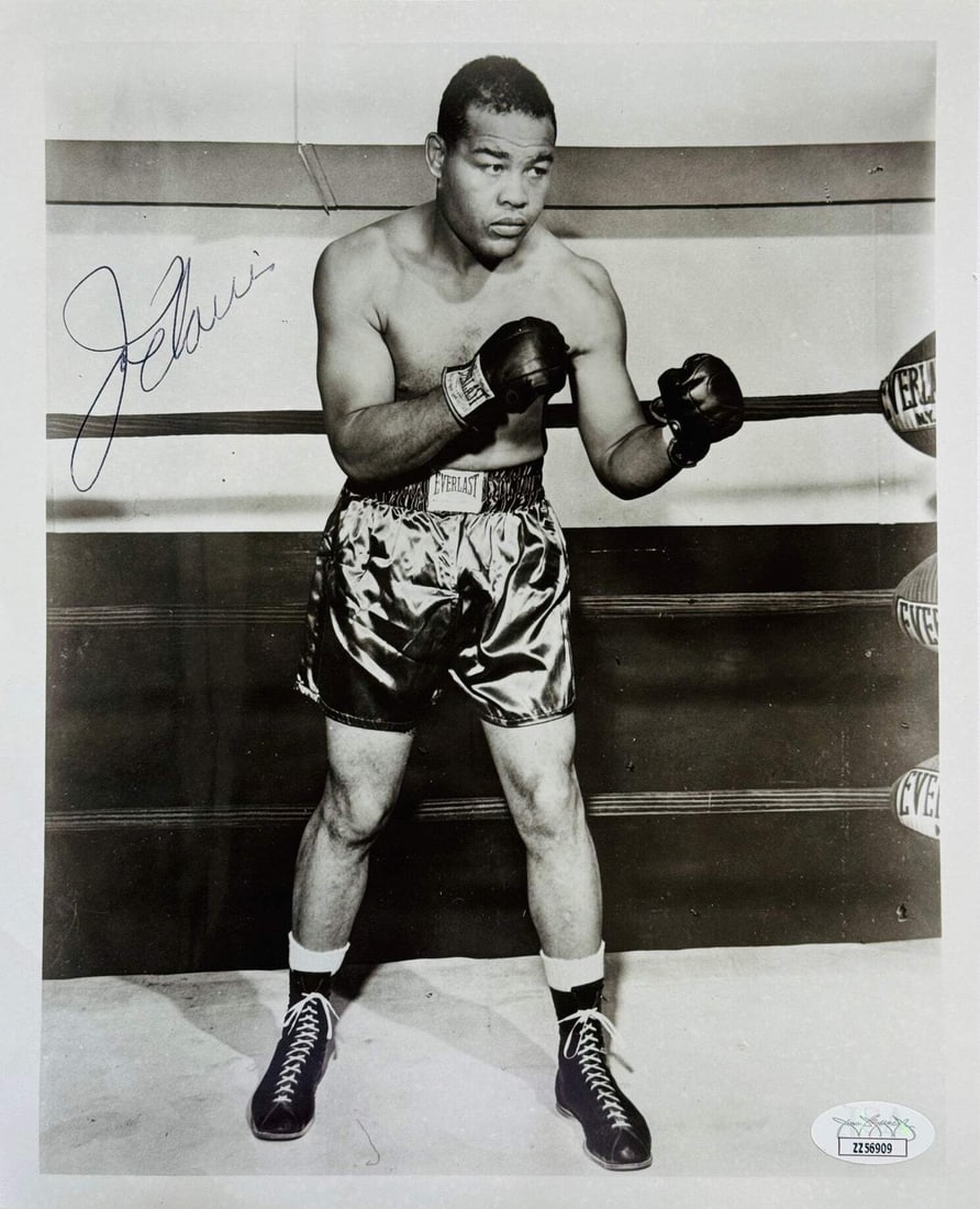 Joe Louis Autographed 8x10 Boxing Photo (JSA): Joe Louis Autographed 8x10 Boxing Photo (JSA) Joe Louis' iconic boxing career is captured in this 8x10 photo, bearing his signature in black pen across the front. The Professional Sports Authenticator
