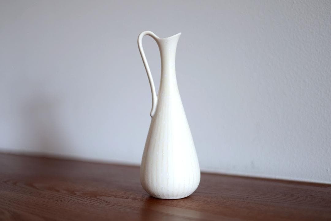 Gunnar Nylund Flower Vase Scandinavian Vintage Art Pottery 7.9 in Height: Gunnar Nylund Flower Vase Scandinavian Vintage Art Pottery 7.9 in Height Item Specifics: Type: Vase Product Disclaimer: Measurements approximate; colors may vary due to lighting. While we strive to of