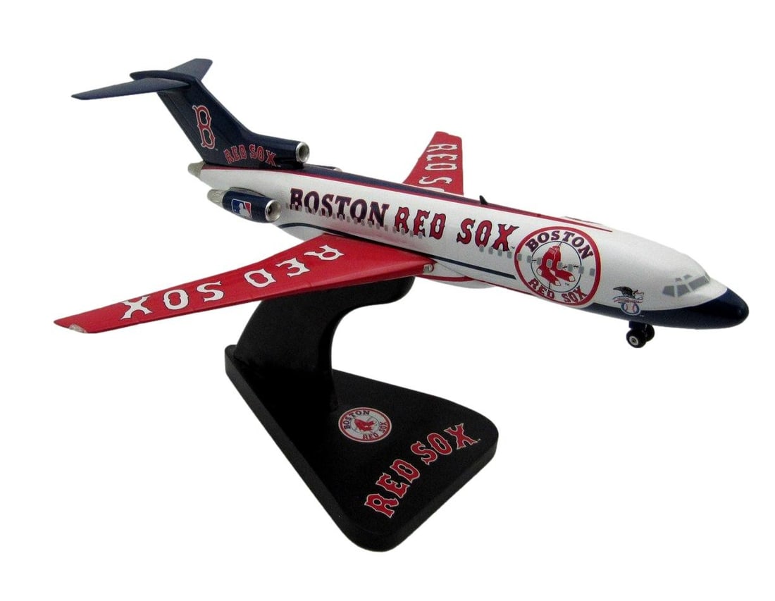 Mint Diecast Plane w/ Team 208048 Box 727 Boeing Red Sox Boston: Mint Diecast Plane w/ Team 208048 Box 727 Boeing Red Sox Boston Mint Diecast Plane with Team 208048 Box 727 Boeing Red Sox Boston - A highly detailed, officially licensed diecast model of a Boeing air