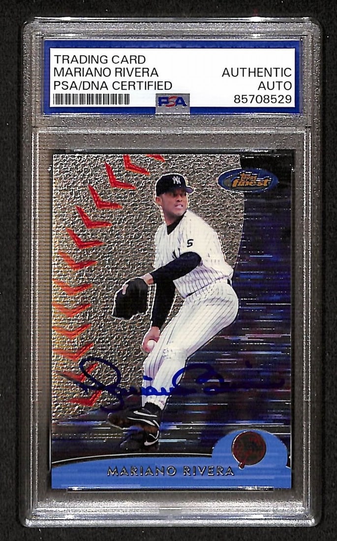 2000 Topps Finest Mariano Rivera Signed/ Autographed Card #7 PSA/ DNA BA204421: 2000 Topps Finest Mariano Rivera Signed/ Autographed Card #7 PSA/ DNA BA204421 Item Specifics: Original/Reprint: Original Product: Card Sport: Baseball Product Disclaimer: Not affiliated with any team