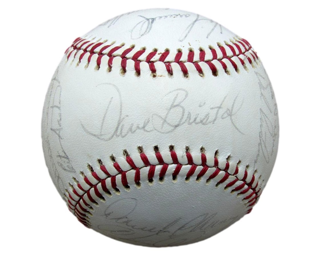 1976 Braves Team Signed/ Autographed (18)ONL Baseball Niekro HOF PSA/ DNA 196306: 1976 Braves Team Signed/ Autographed (18)ONL Baseball Niekro HOF PSA/ DNA 196306 Item Specifics: Original/Reprint: Original Product: Ball Signed: Yes Sport: Baseball Team: Atlanta Braves League: MLB P