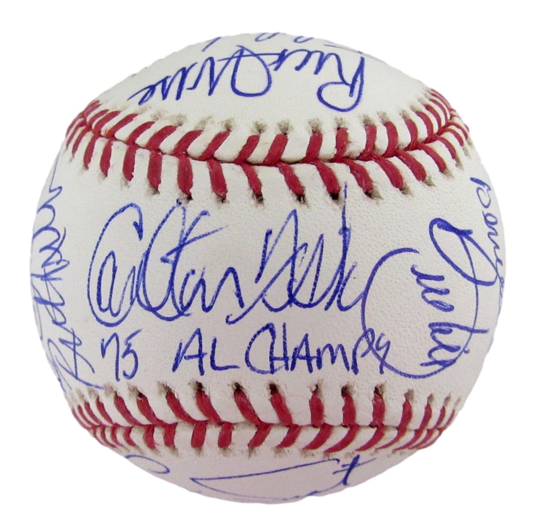 1975 Boston Red Sox Team-Signed OML Baseball (22) Fisk, Rice, Evans JSA 212626: 1975 Boston Red Sox Team-Signed OML Baseball (22) Fisk, Rice, Evans JSA 212626 Signed by three legendary Red Sox players, this 1975 OML baseball features the signatures of Carlton Fisk, Jim Rice, and 