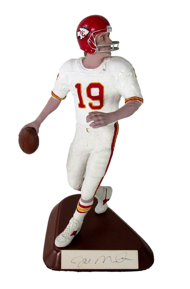 Joe Montana HOF 1992 Chiefs Figurine Salvino Signed Autographed #16: Joe Montana HOF 1992 Chiefs Figurine Salvino Signed Autographed #16 Joe Montana HOF 1992 Chiefs Figurine Salvino Signed Autographed #16 is a unique collectible featuring a signed figurine of Joe Monta