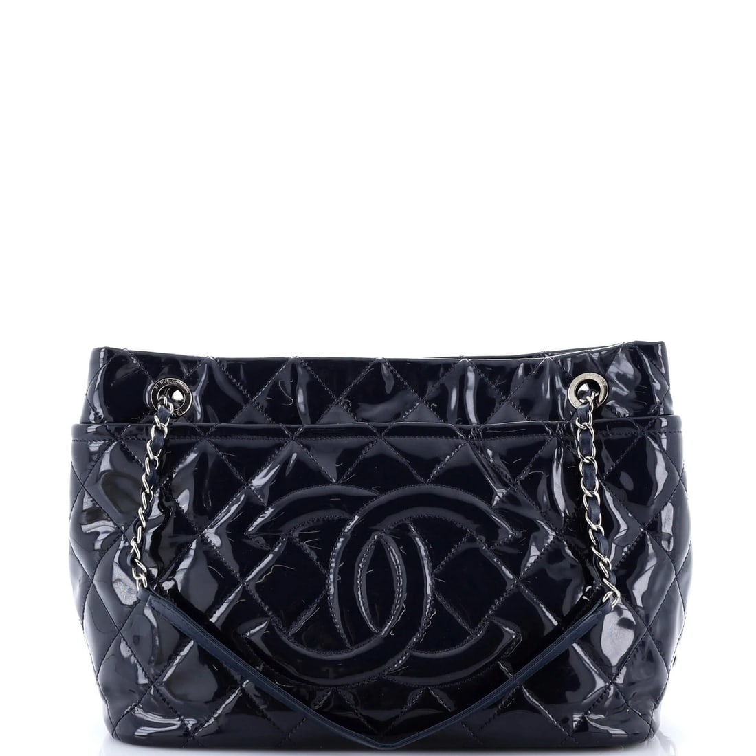 Timeless CC Quilted Tote Patent Medium Shopping: Timeless CC Quilted Tote Patent Medium Shopping Timeless CC Quilted Tote in Medium Blue features a quilted patent leather exterior, adding a touch of sophistication to any outfit. With a medium size a