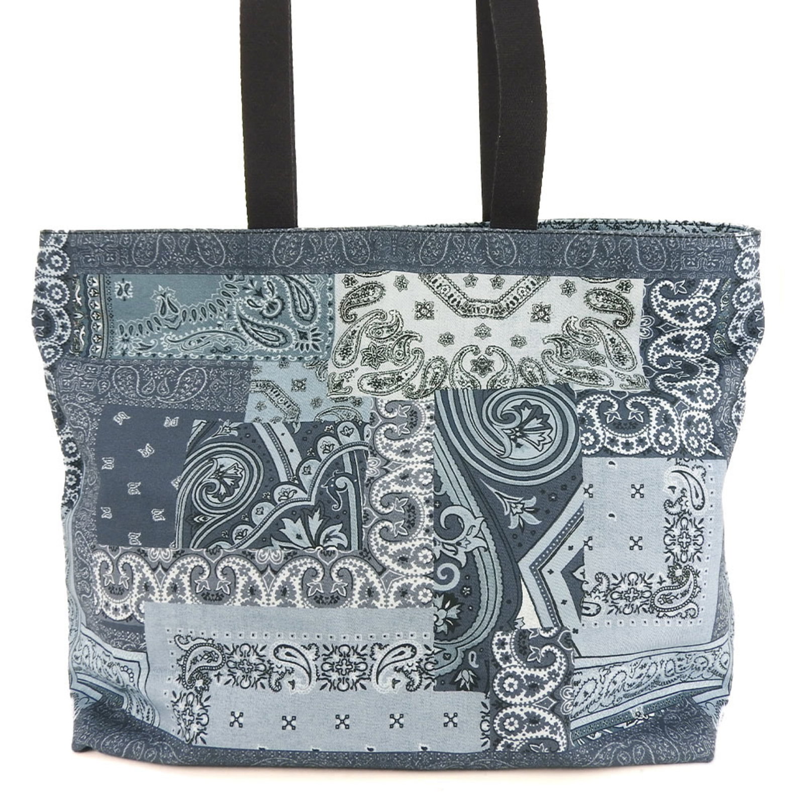 ETRO Tote Bag Cotton: ETRO Tote Bag Cotton Blue cotton tote bag from Etro with a sturdy magnet closure and a comfortable 52cm handle. Made from high-quality cotton, this bag measures 37cm x 48cm x 18cm and weighs 550g. In