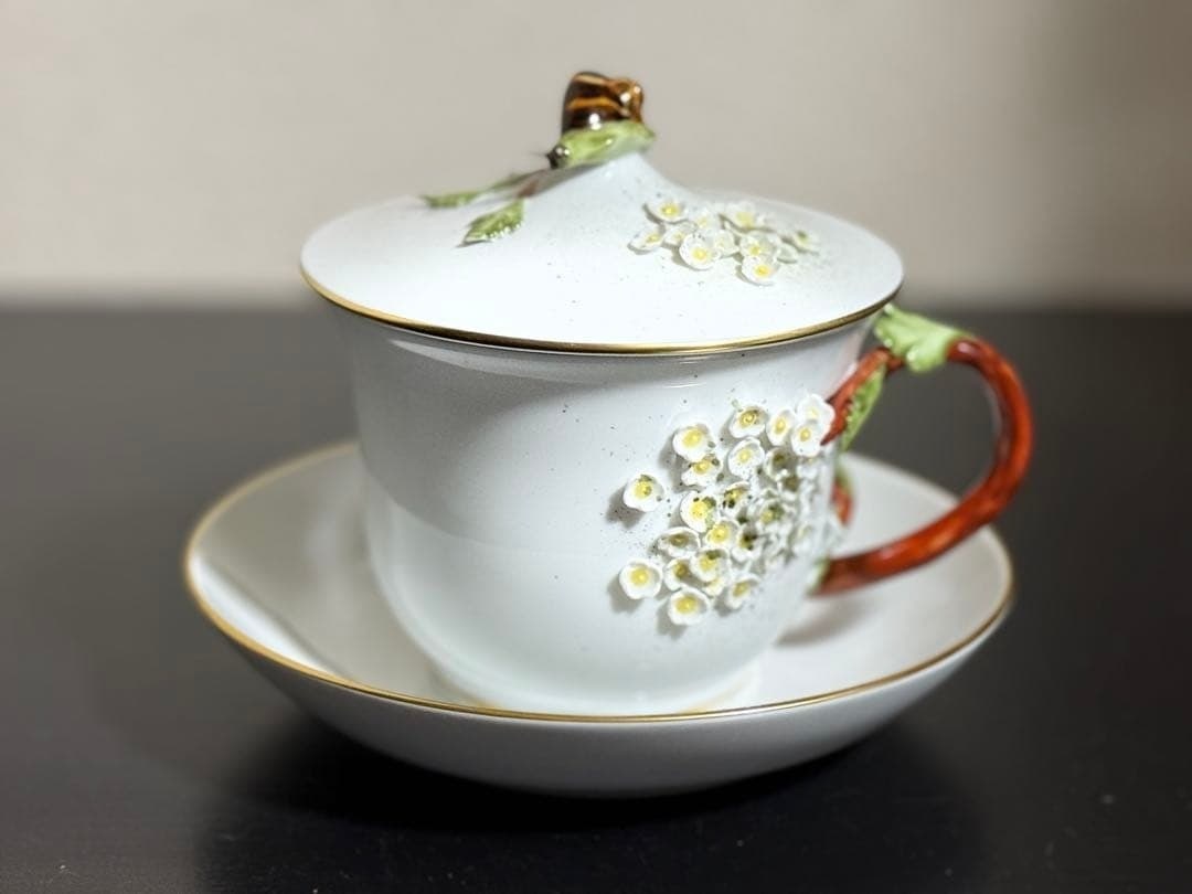 Porcelain Cup Saucer With Lid Meissen Snowball Collectible Large Antique: Porcelain Cup Saucer With Lid Meissen Snowball Collectible Large Antique Item Specifics: Origin: NA Number Of Items In Set: NA Shape: NA Signed By: NA Occasion: NA Keeps Cold For: NA Vintage: NA Keeps
