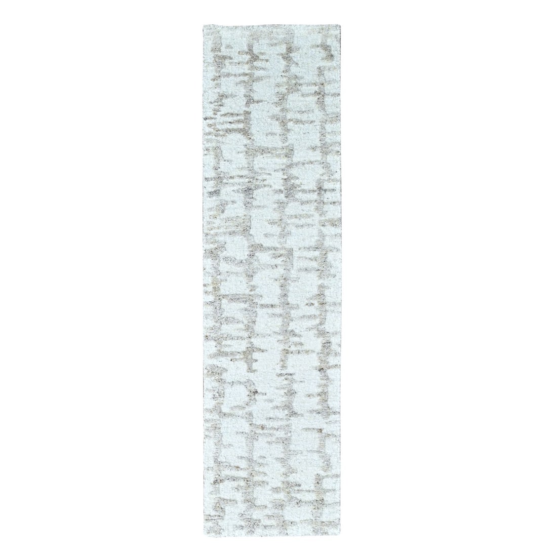 Hand knotted wool runner ivory 2'7"x9'10" minimalist Swedish design: Hand knotted wool runner ivory 2'7"x9'10" minimalist Swedish design Hand-knotted wool runner in a minimalist Swedish design, measuring 2'7" x 9'10" and featuring a subtle ivory color. This beautiful, 