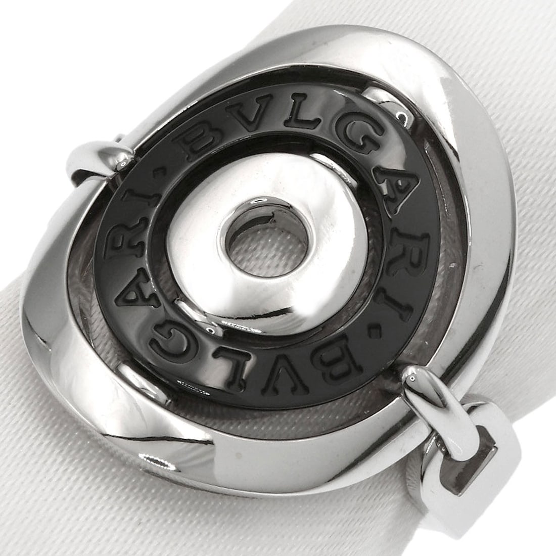 White Gold K18 Astrale Ring Ceramic BVLGARI: White Gold K18 Astrale Ring Ceramic BVLGARI K18 White Gold Astrale Ring by BVLGARI, a sleek and modern design featuring a silver metal exterior with a 7.5 US ring size. This striking ring boasts a 0.1