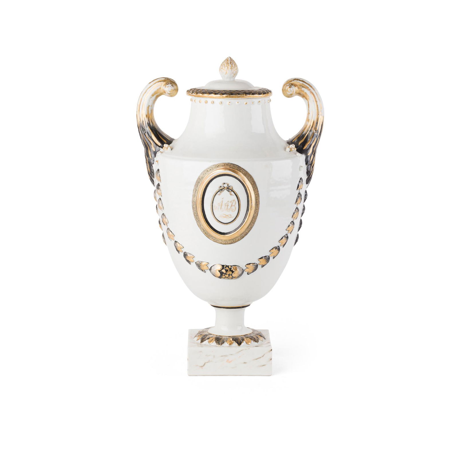 CHINESE EXPORT PORCELAIN COVERED URN   QING DYNASTY, (1 of 1)