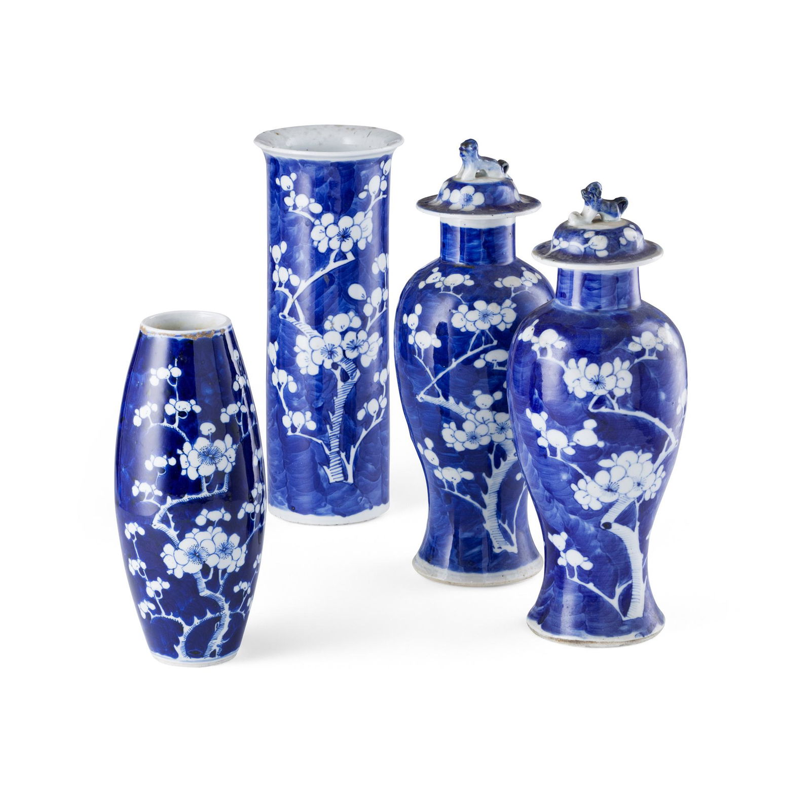 GROUP OF BLUE AND WHITE 'CRACKED ICE AND PRUNUS' VASES (1 of 1)