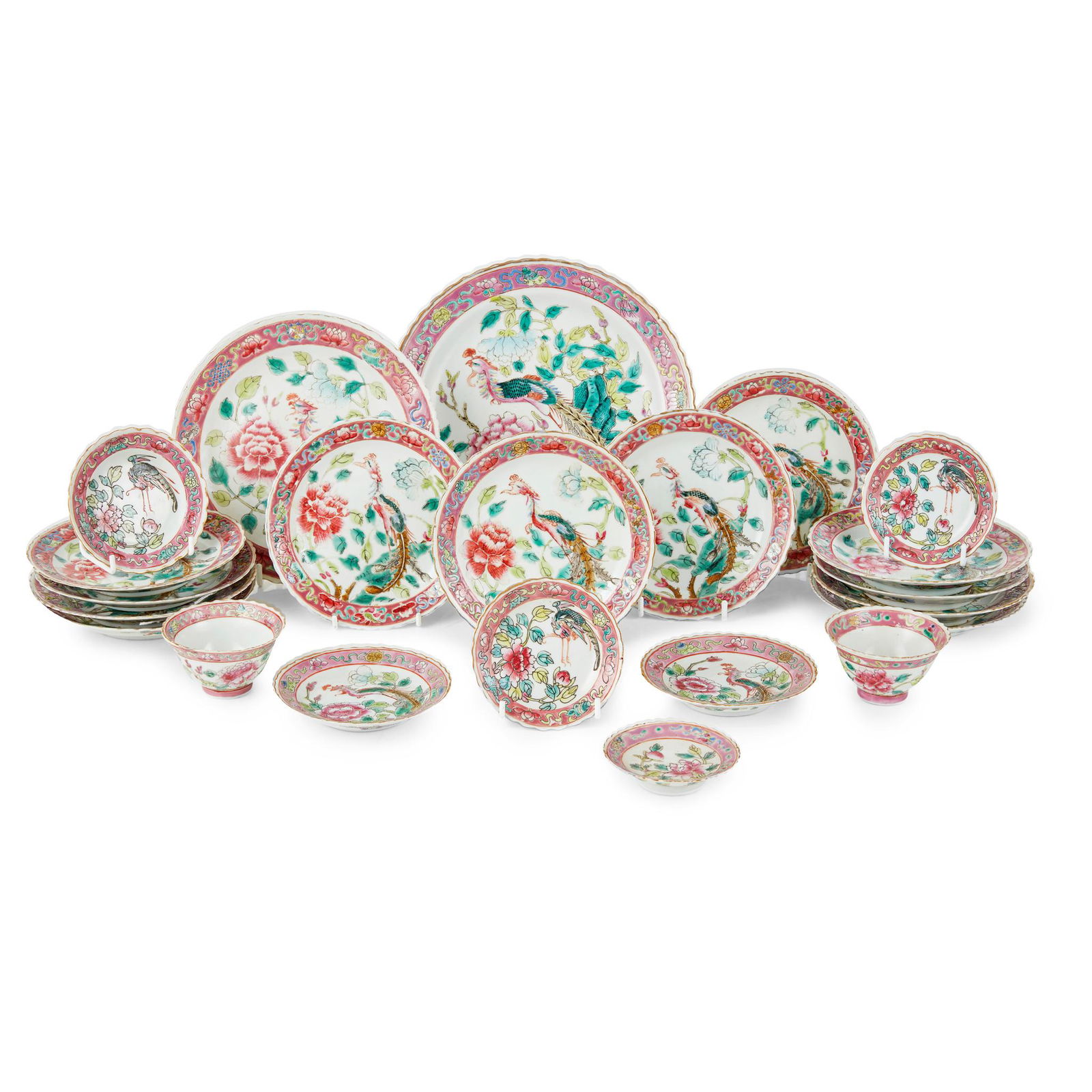 GROUP OF TWENTY-TWO STRAITS-CHINESE FAMILLE ROSE WARES (1 of 3)