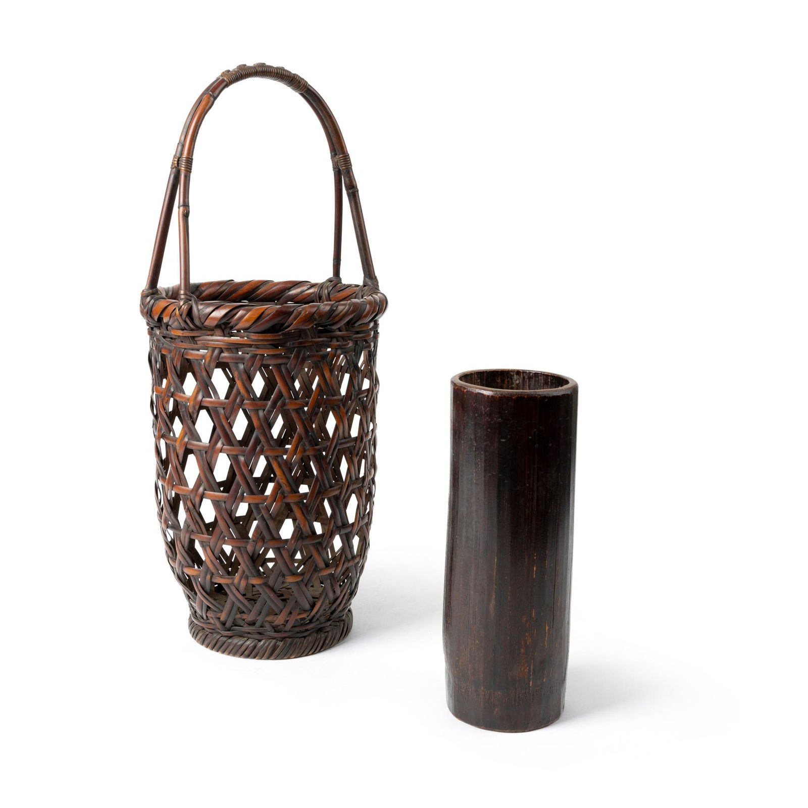 MAEDA CHIKUBOSAI I (1872-1950) TALL HANDLED BAMBOO FLOWER BASKET, SHOWA PERIOD (1 of 4)