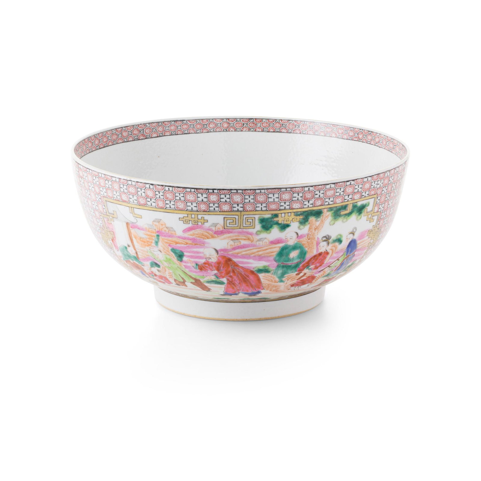 FAMILLE ROSE PUNCH BOWL 20TH CENTURY: FAMILLE ROSE PUNCH BOWL 20TH CENTURY 二十世紀 粉彩人物故事紋大碗 the exterior painted in two panels with figures and child