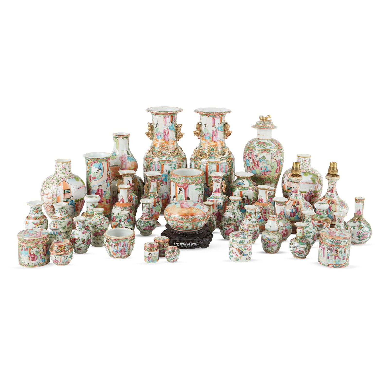 [A PRIVATE SCOTTISH COLLECTION] LARGE GROUP OF FORTY FIVE CANTON FAMILLE ROSE WARES 19TH-20TH (1 of 1)