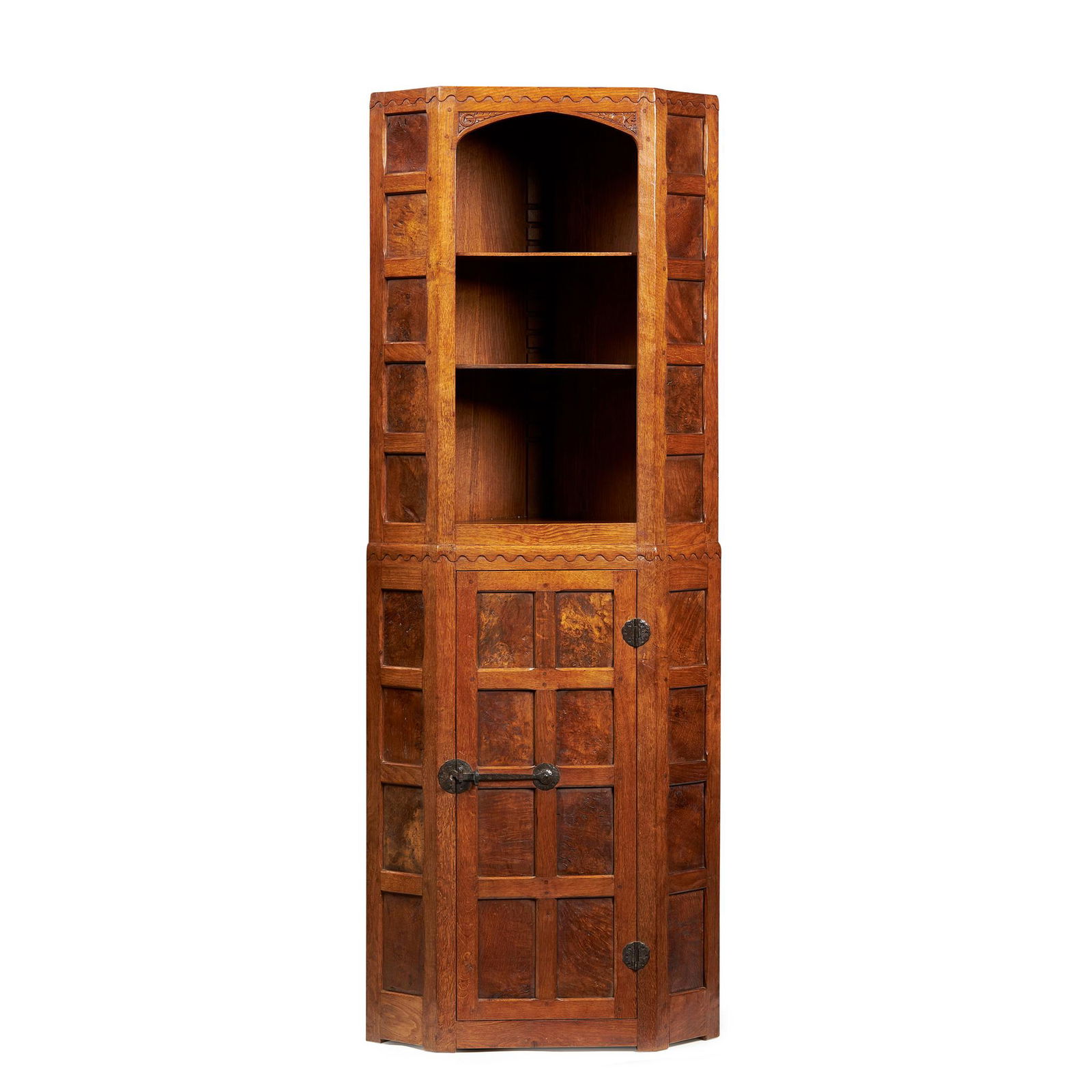 ROBERT ‘MOUSEMAN’ THOMPSON (1876-1955) CORNER CUPBOARD, CIRCA 1930 (1 of 6)