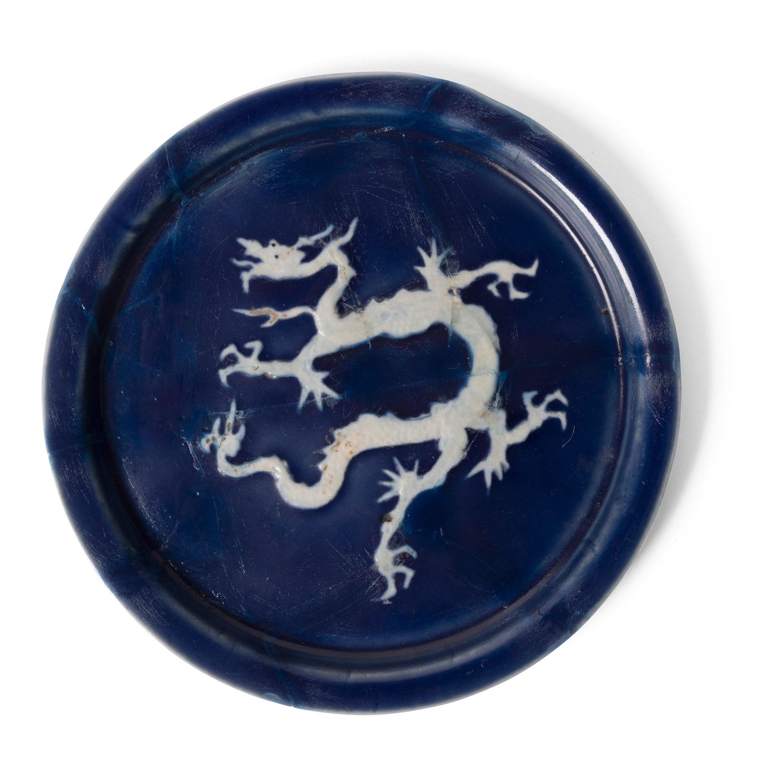 SLIP-DECORATED BLUE-GLAZED 'DRAGON' DISH YUAN DYNASTY OR LATER (1 of 4)