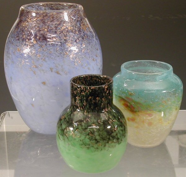 A Monart ovoid glass vase,the mottled pal