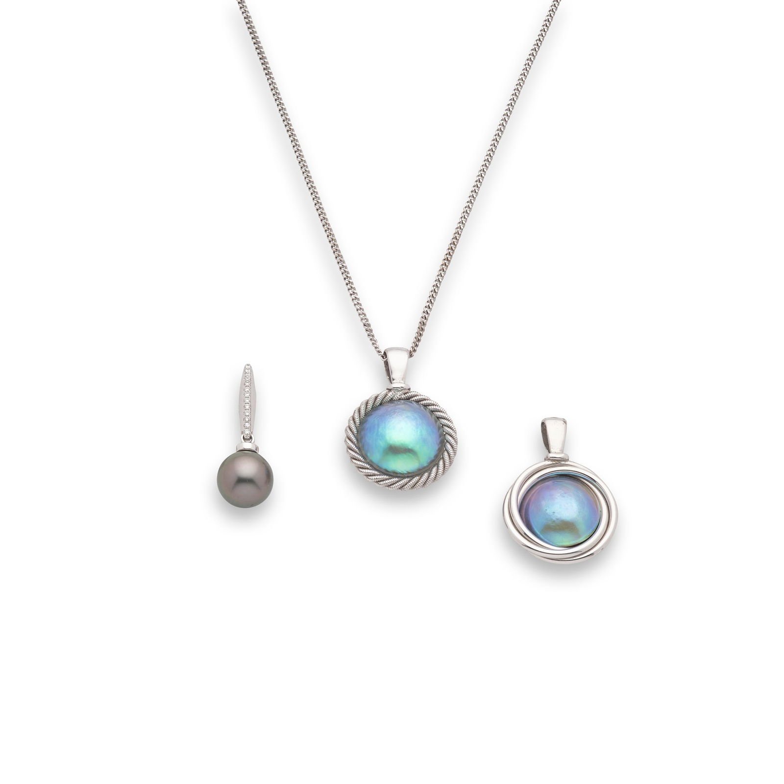 † Three pearl pendant necklaces (1 of 1)